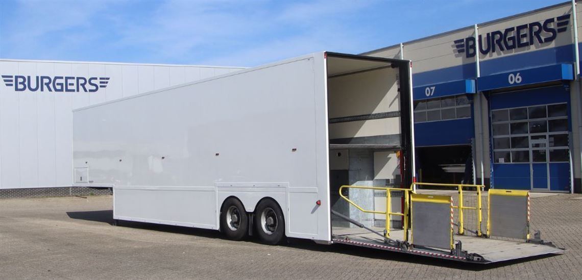 burgers-rebuilt-double-deck-race-trailer