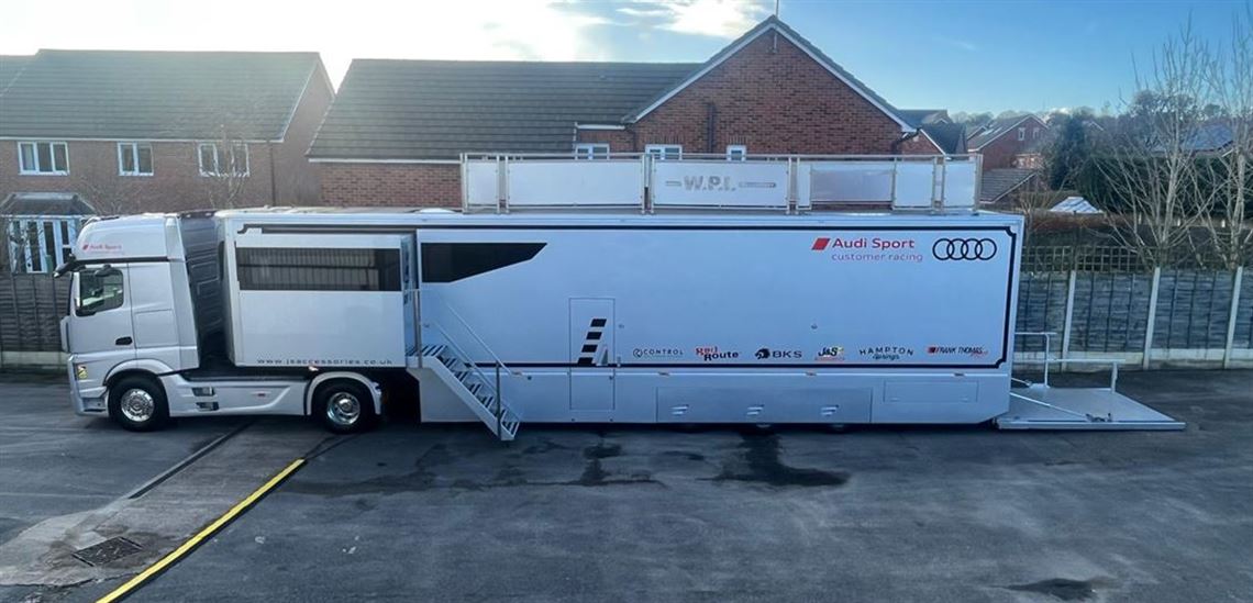 mercedes-actros-renegade-race-trailer