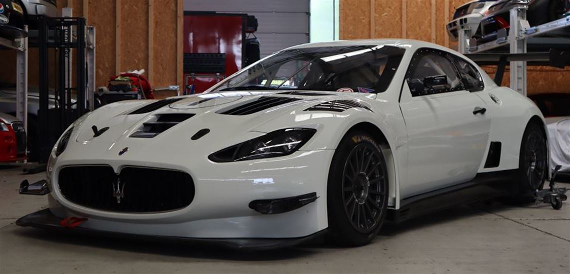 2013-maserati-granturismo-mc-gt3
