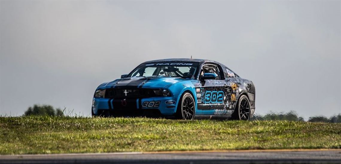 2012-ford-mustang-boss-302r1-multimatic-motor