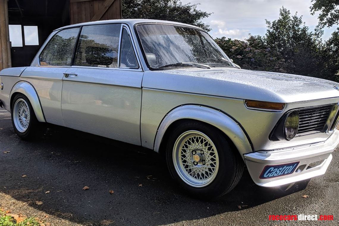 bmw-2002-sold-sold