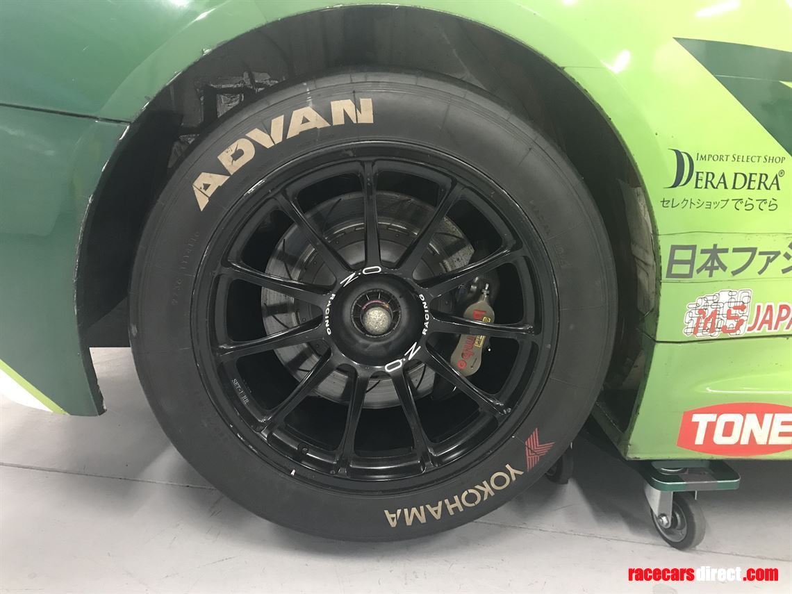 2016-bentley-continental-gt3---ch023-ch025--