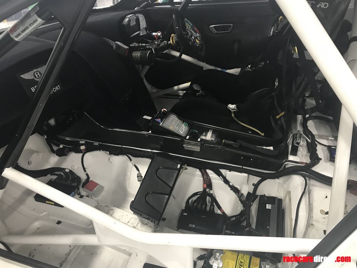 2016-bentley-continental-gt3---ch023-ch025--