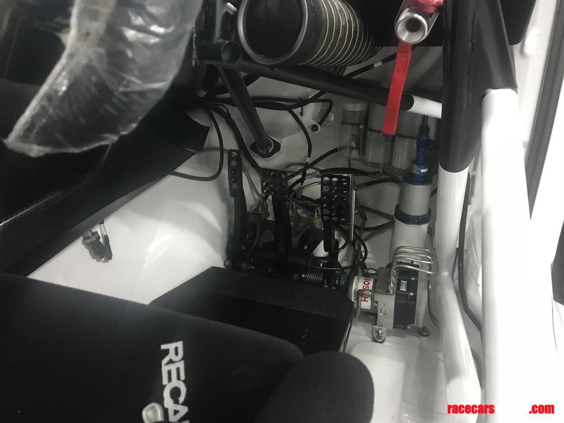 2016-bentley-continental-gt3---ch023-ch025--