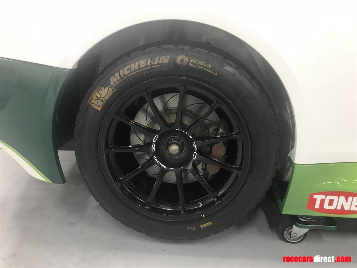 2016-bentley-continental-gt3---ch023-ch025--