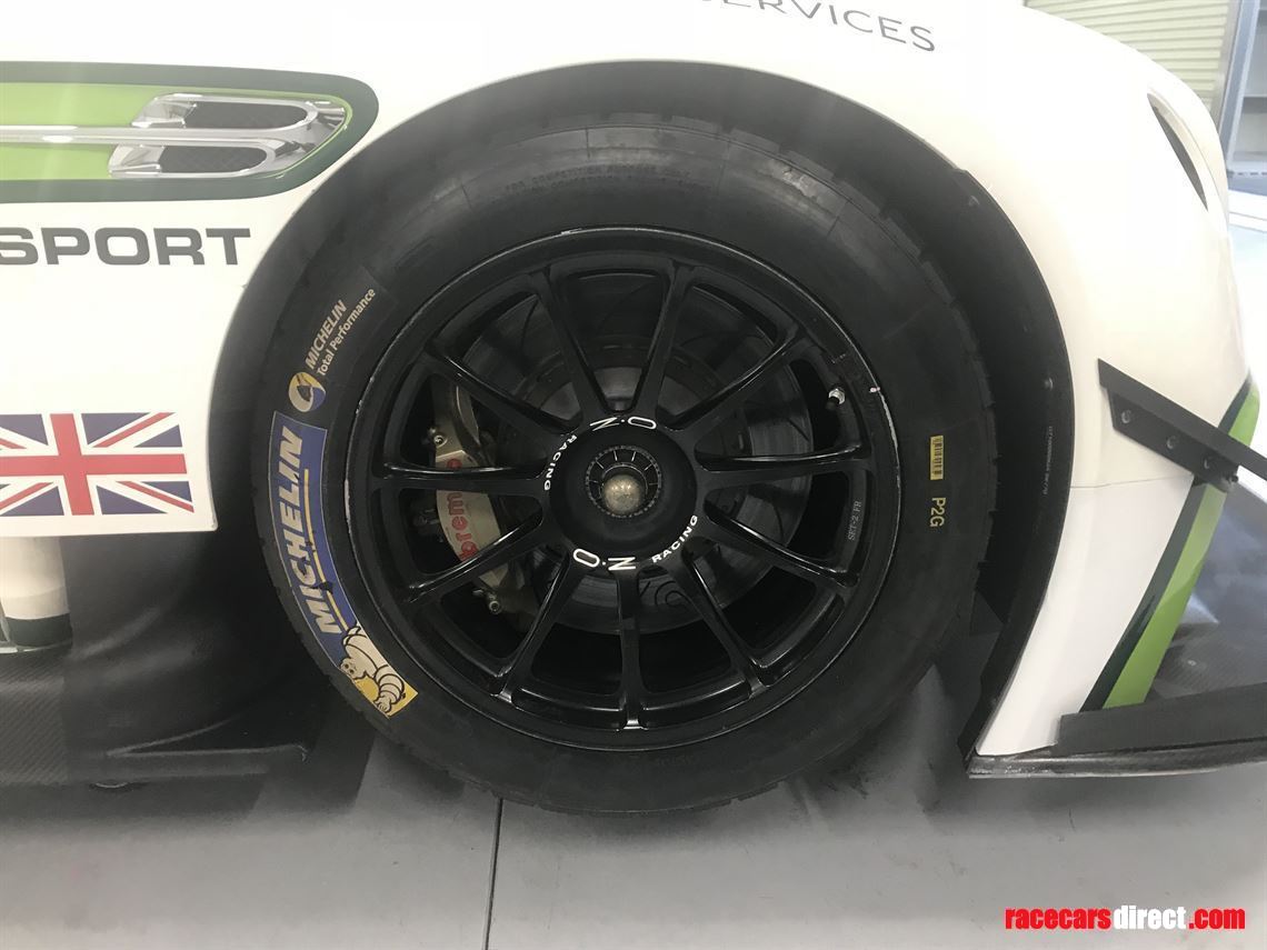 2016-bentley-continental-gt3---ch023-ch025--