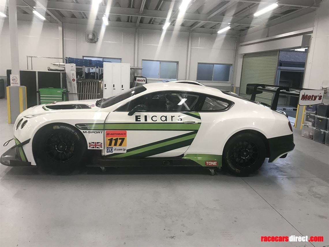 2016-bentley-continental-gt3---ch023-ch025--