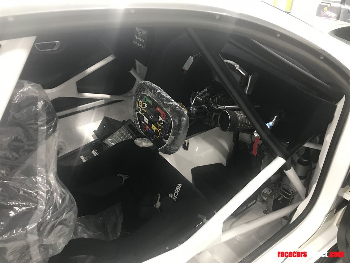 2016-bentley-continental-gt3---ch023-ch025--