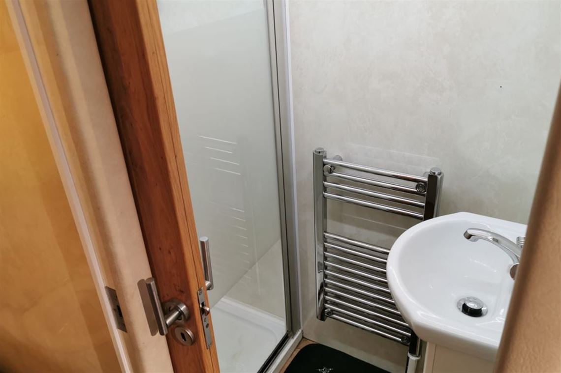 hopkins-race-rally-cross-trailer-with-living