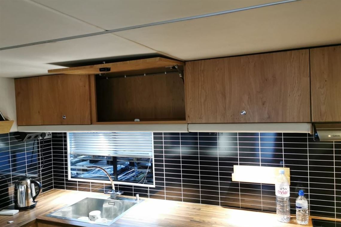 hopkins-race-rally-cross-trailer-with-living