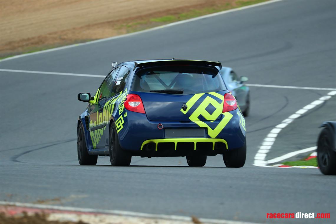 renault-clio-197-cup-price-reduced