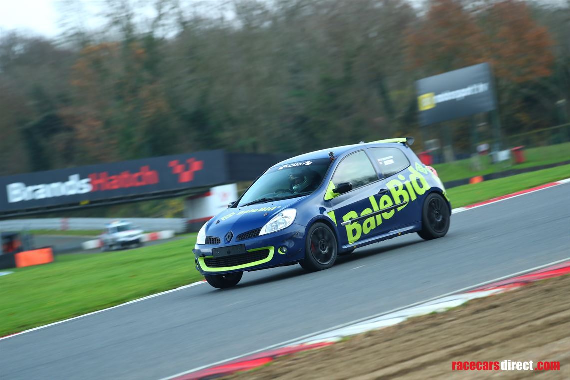 renault-clio-197-cup-price-reduced