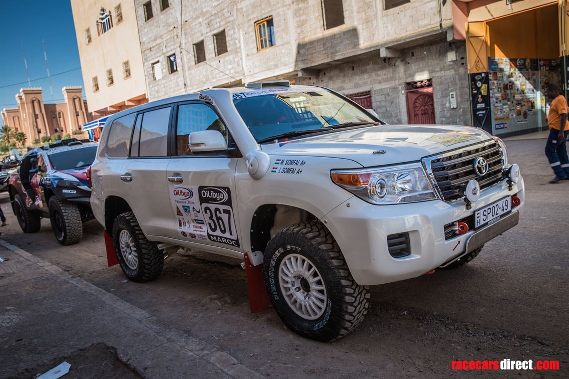 toyota-land-cruiser-vdj-200-t2-rally-raid-car