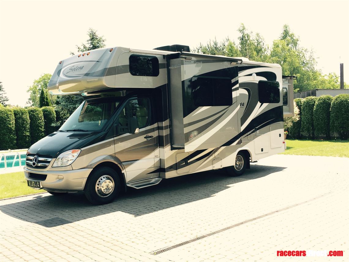 luxury-camper-mercedes-sprinter-solera