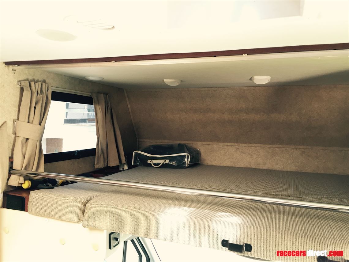 luxury-camper-mercedes-sprinter-solera