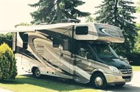 luxury-camper-mercedes-sprinter-solera