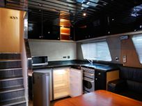 2-car-transporter-with-living-workshop