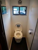 2-car-transporter-with-living-workshop