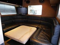 2-car-transporter-with-living-workshop