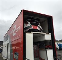 2-car-transporter-with-living-workshop