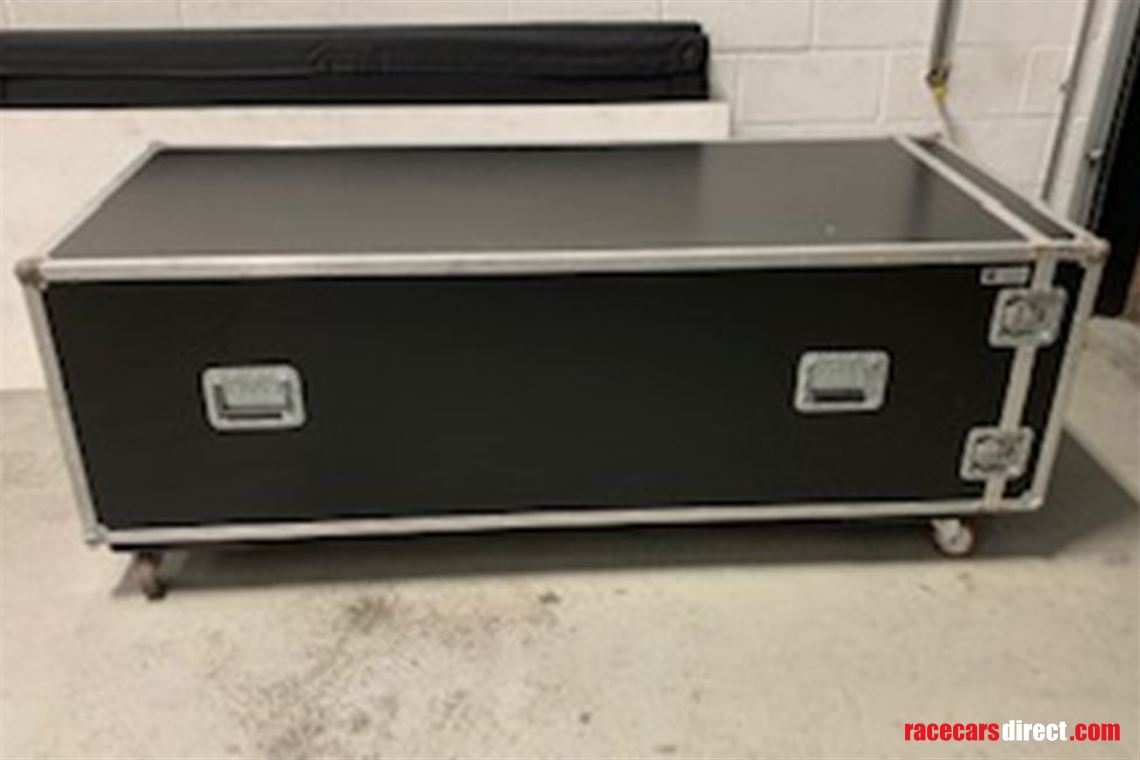 caseliner-flooring-case-50-holds-up-to-50m-sq