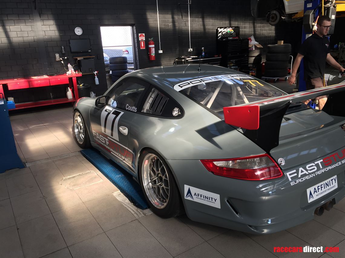 porsche-997-cup-car