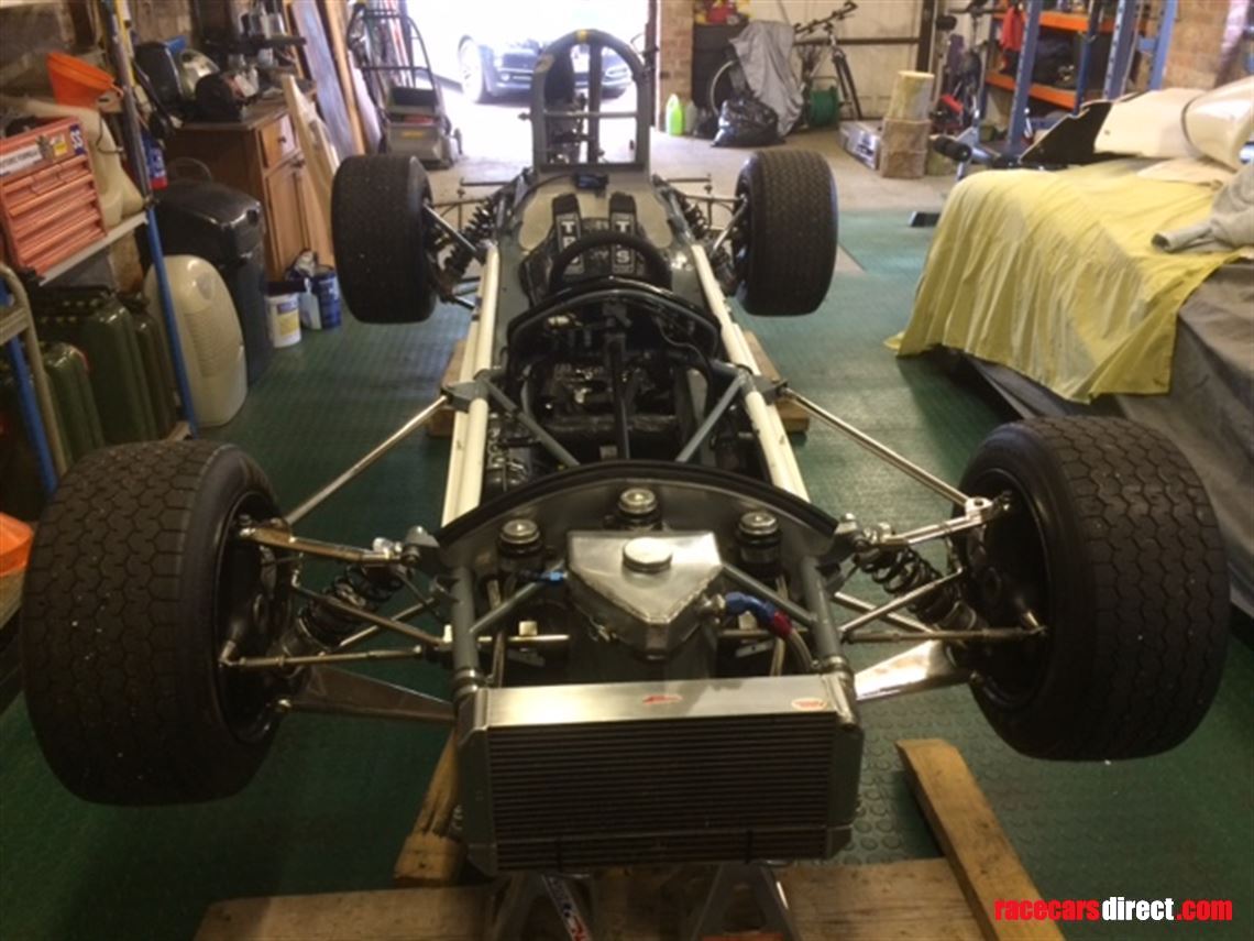 chevron-b15-formula-3