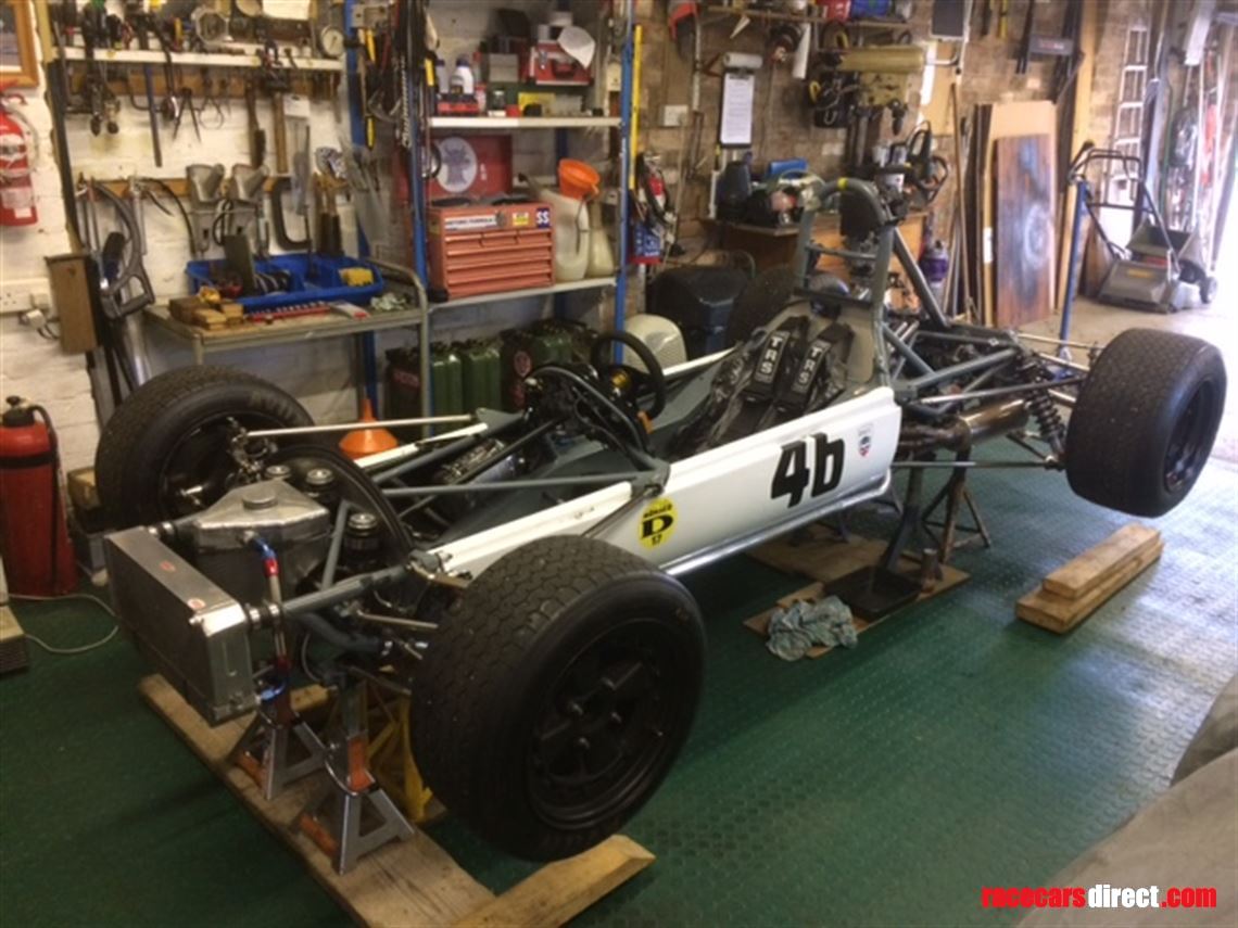 chevron-b15-formula-3