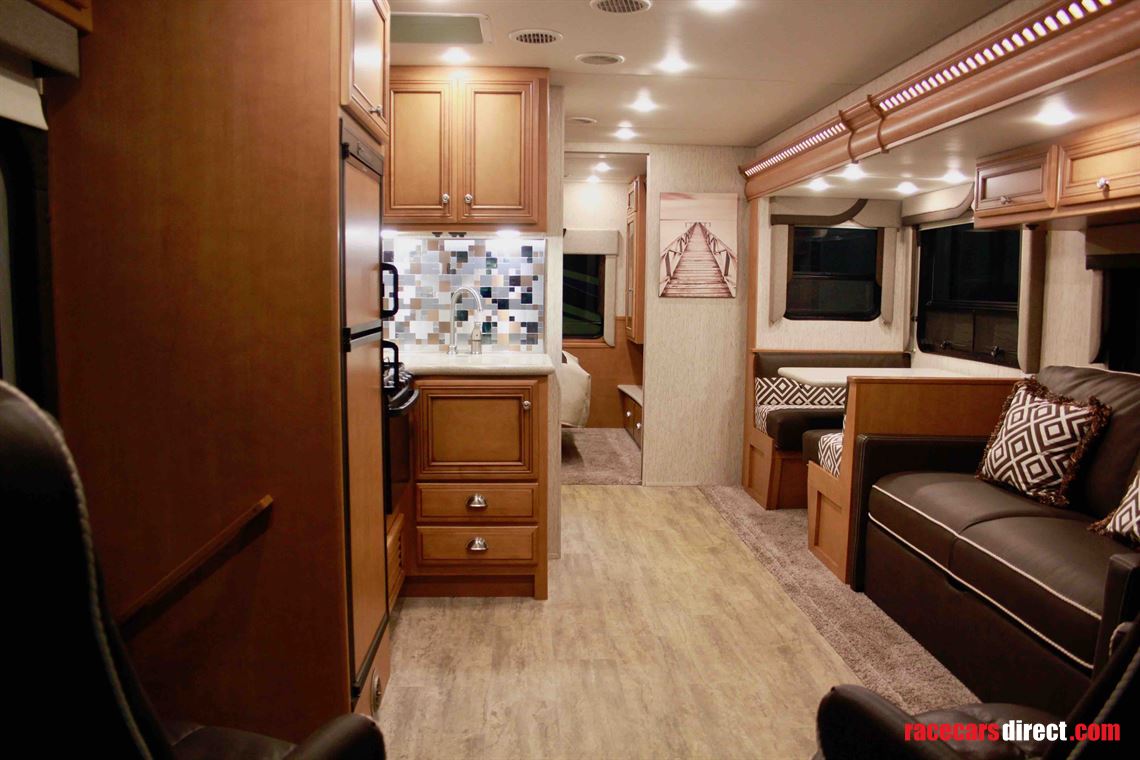 new-newmar-baystar-sport-2702