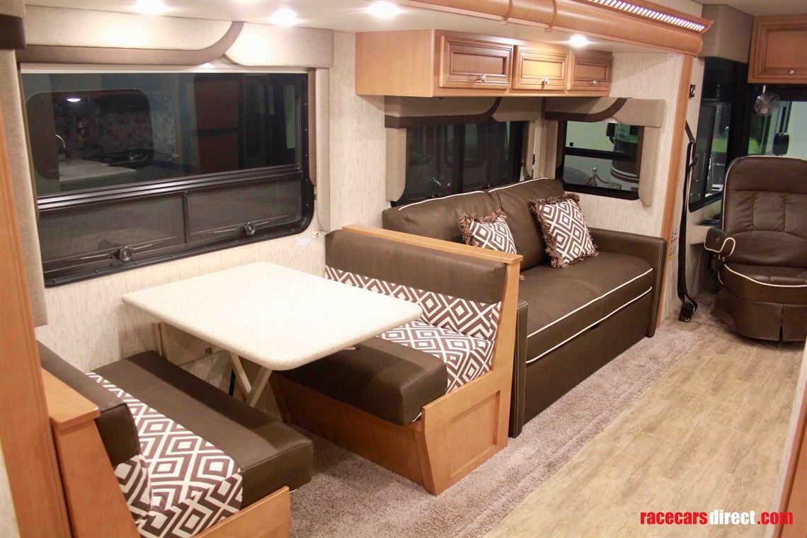 new-newmar-baystar-sport-2702