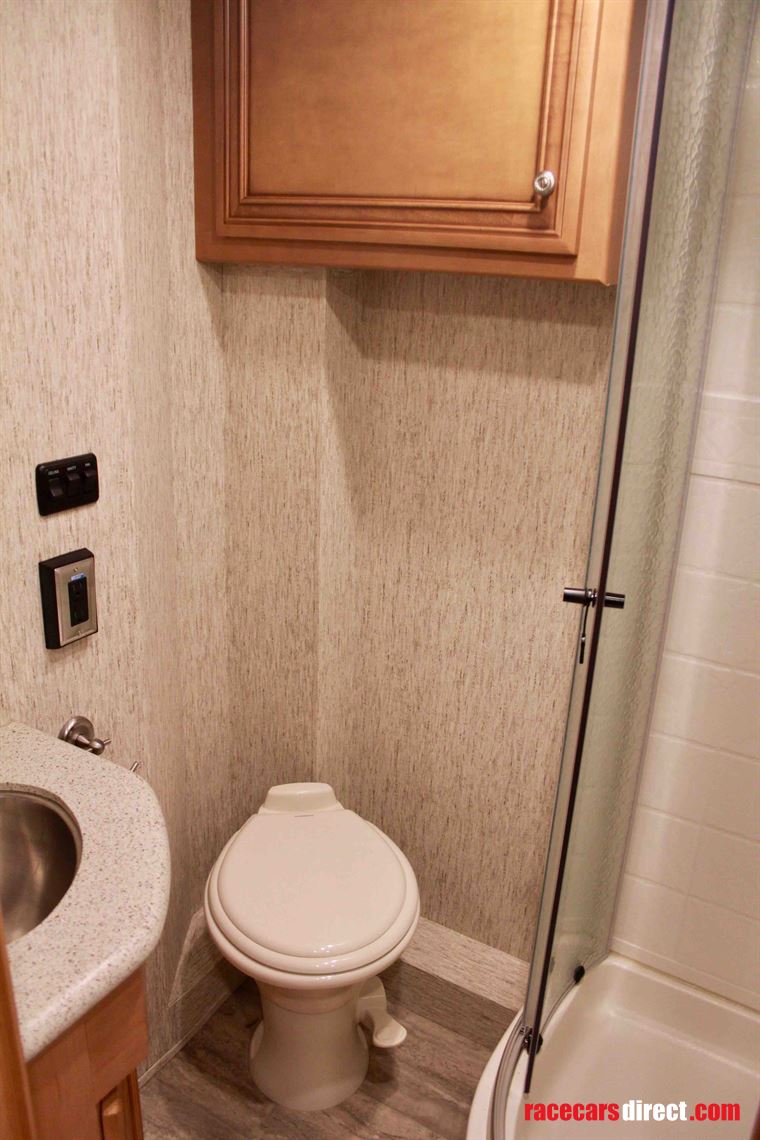 new-newmar-baystar-sport-2702