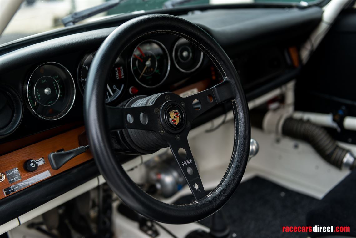 1965-porsche-911-20-swb-race-car