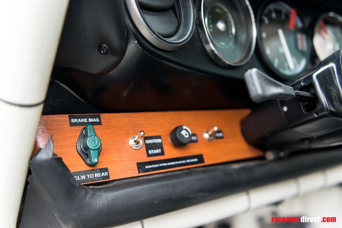 1965-porsche-911-20-swb-race-car