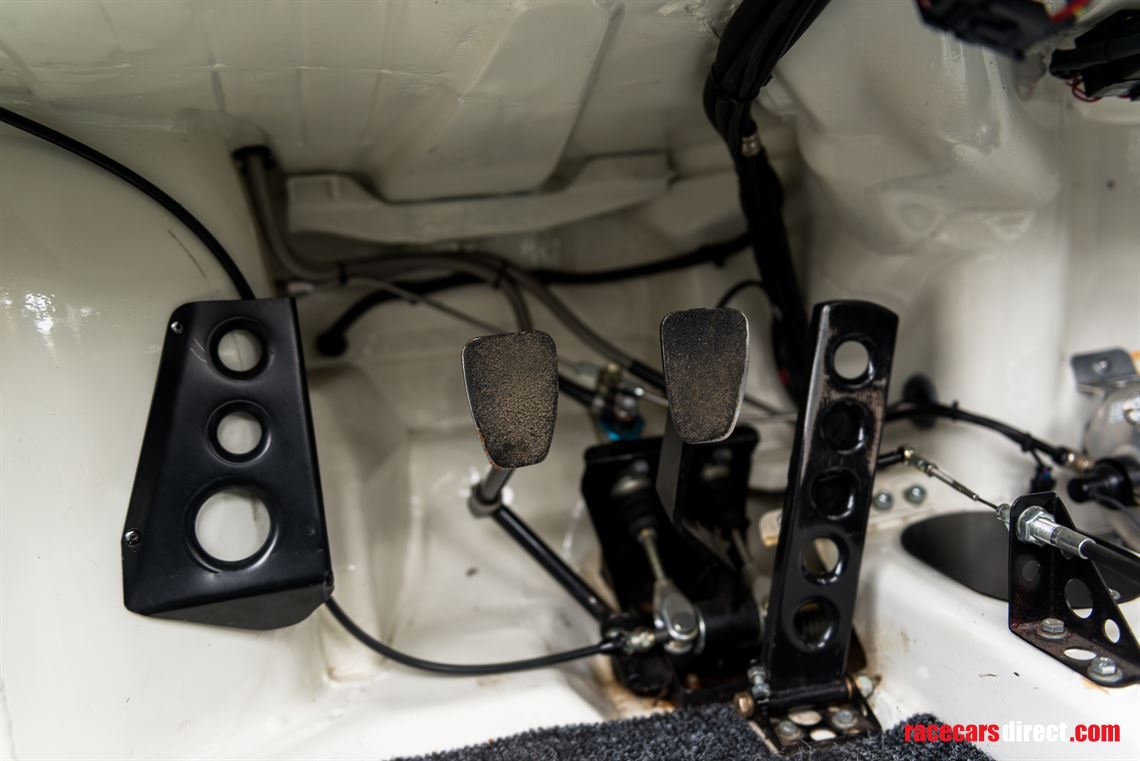 1965-porsche-911-20-swb-race-car