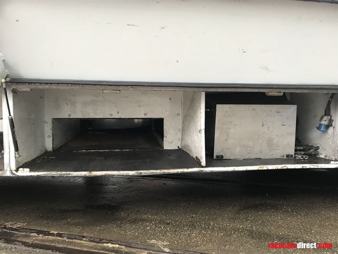 4-car-gt-race-trailer