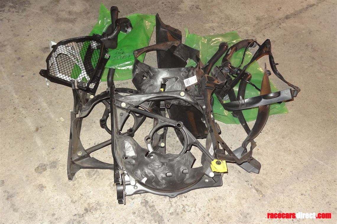 assorted-porsche-991-rad-box