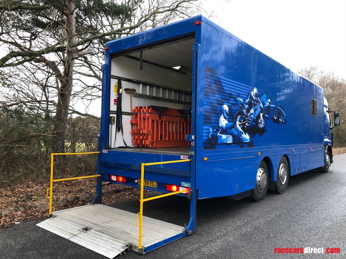 renault-premium-6x2-race-supporttransporter