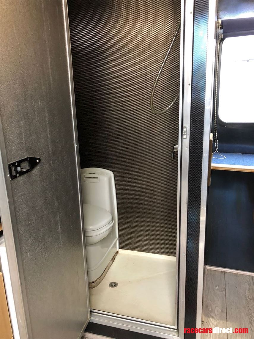 renault-premium-6x2-race-supporttransporter