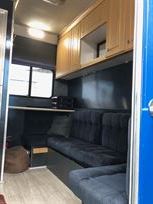 renault-premium-6x2-race-supporttransporter