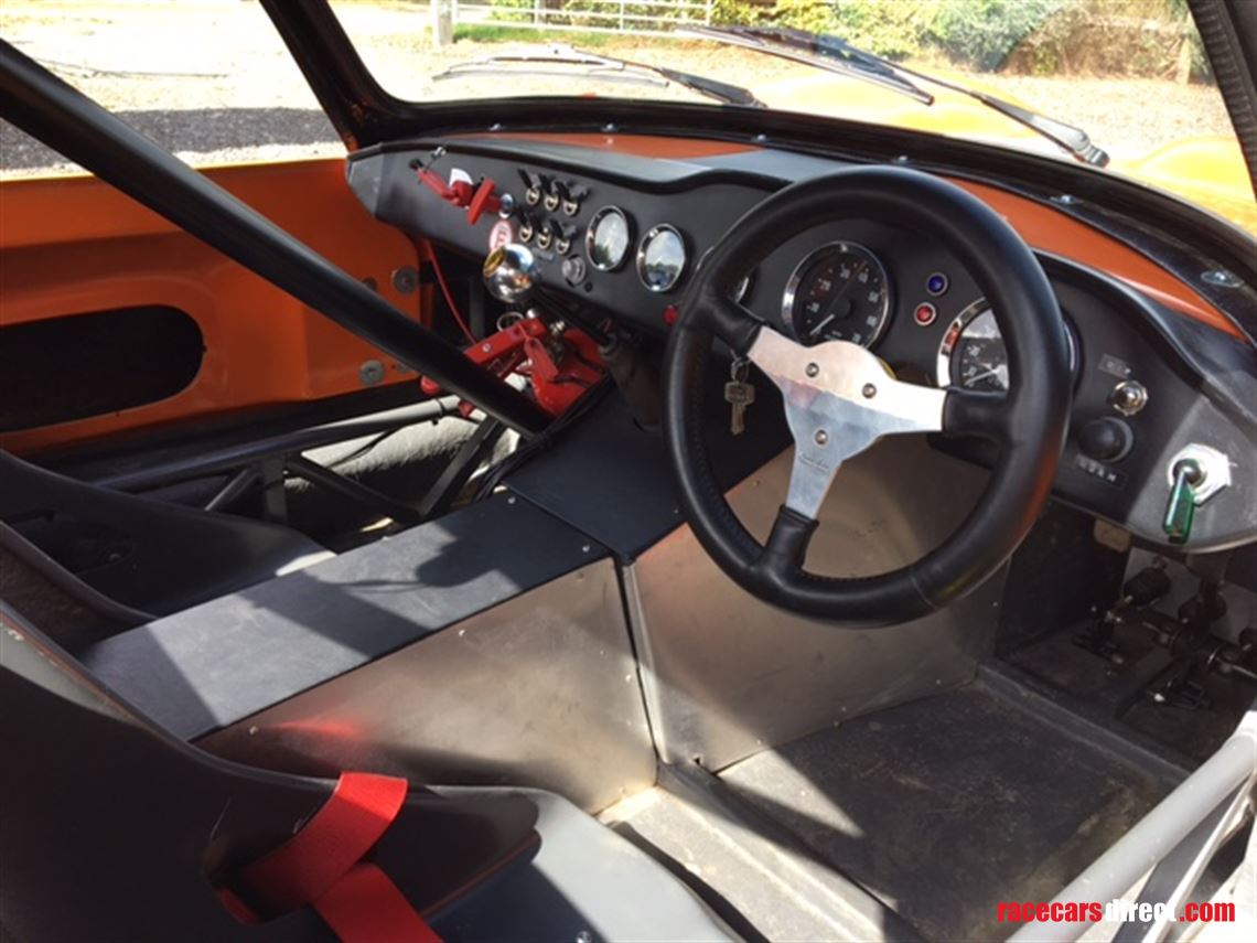 1966-ginetta-g4-race-car