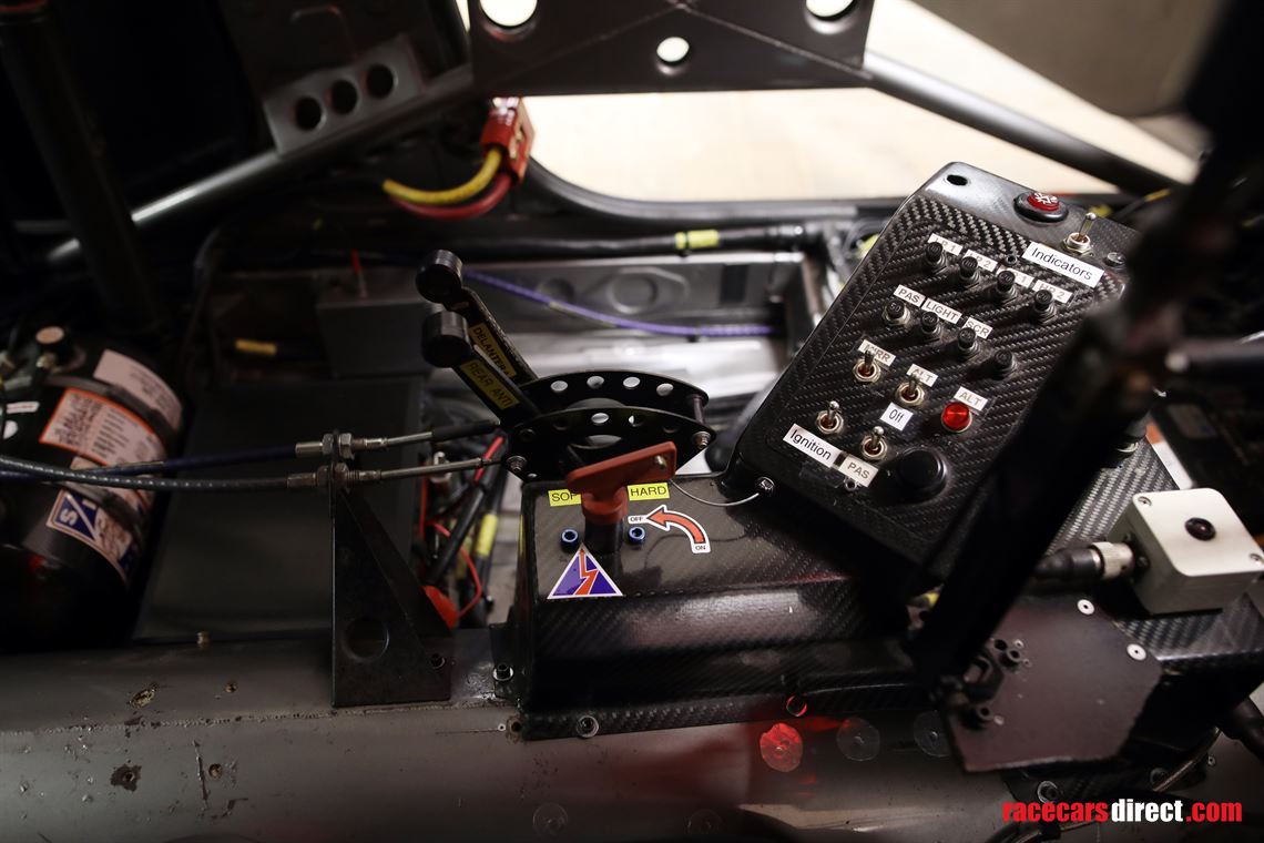 nissan-primera-super-touring-car