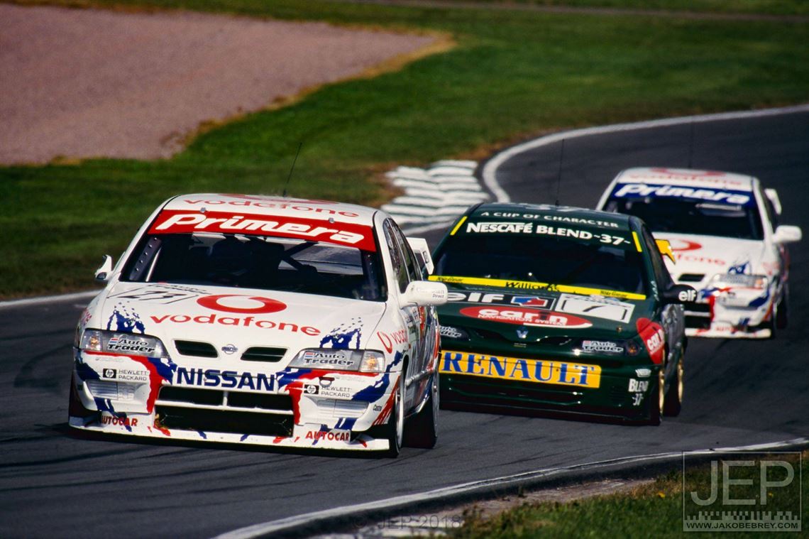 nissan-primera-super-touring-car