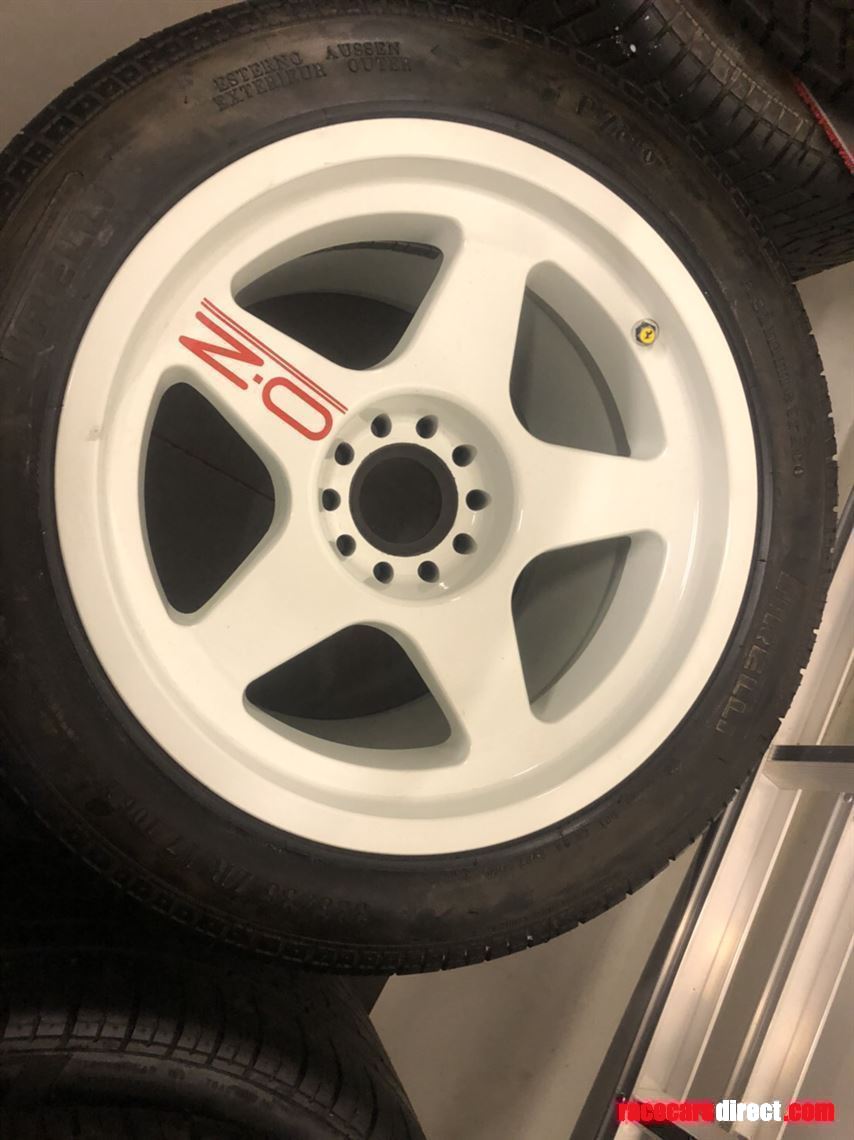 Racecarsdirect.com - Ferrari F40 OZ Racing Wheels