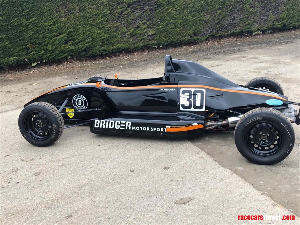 formula-ford-van-diemen-rf03