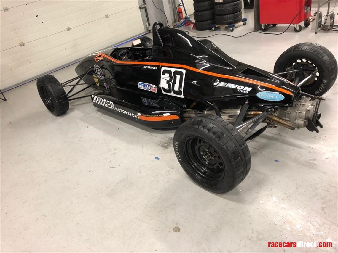 formula-ford-van-diemen-rf03