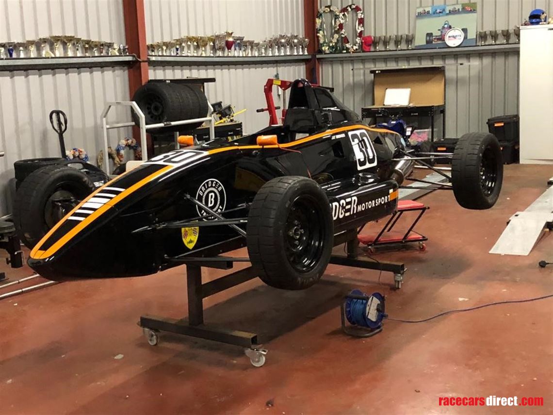 formula-ford-van-diemen-rf03