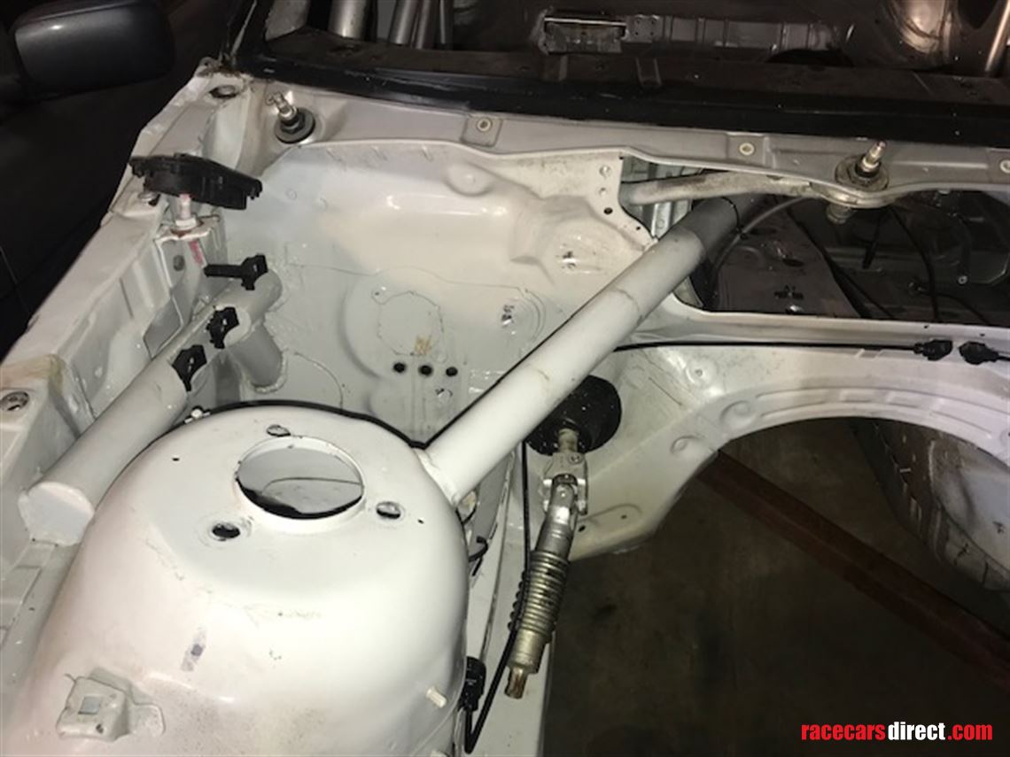 bmw-e46-m3-damaged-race-prepped-shell-with-v5