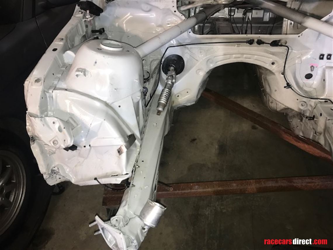 bmw-e46-m3-damaged-race-prepped-shell-with-v5