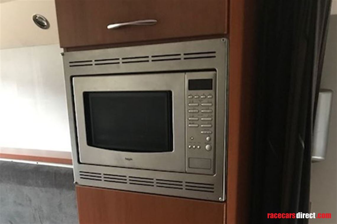 racetrailer-office-double-deck-kitchen-awing