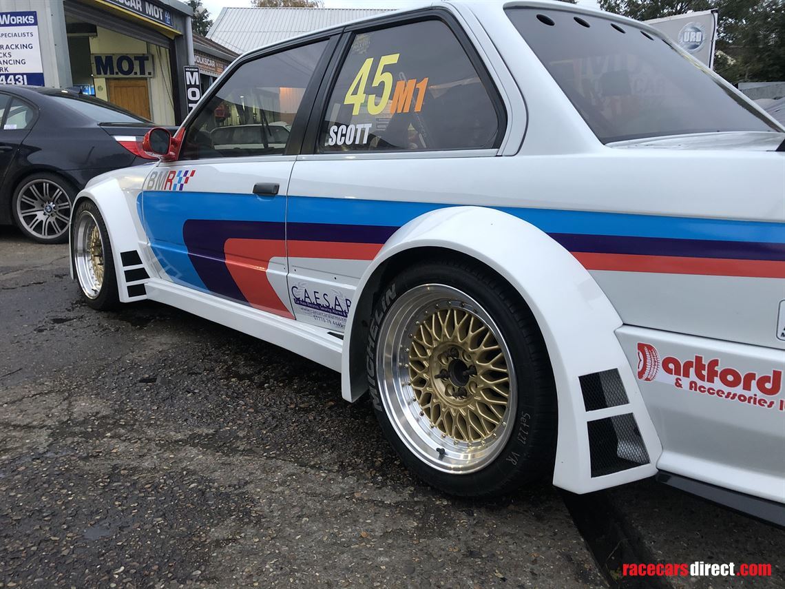 one-of-a-kind-bmw-e30-wide-bodied